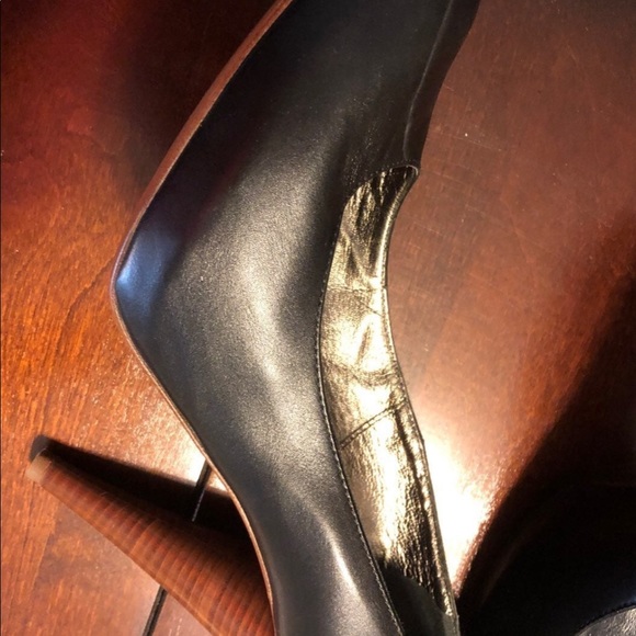 Seven for all mankind size 40 black leather pumps.  Made in Italy - Picture 5 of 5